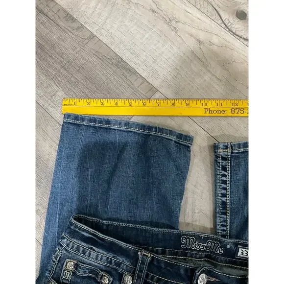 Miss Me boot cut 33 waist jeweled jeans perfect condition - Picture 3 of 13